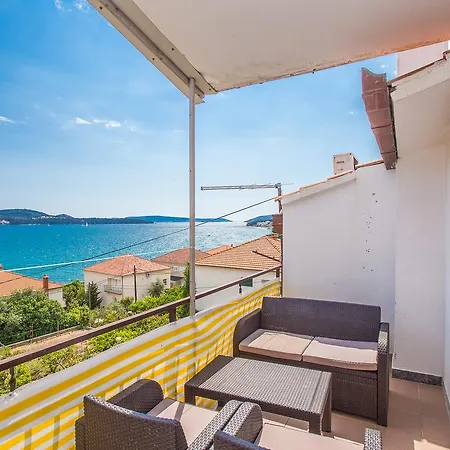 Ivanka Apartamento Trogir