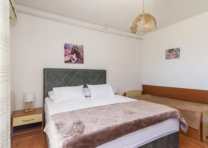 Ivanka Apartamento Trogir