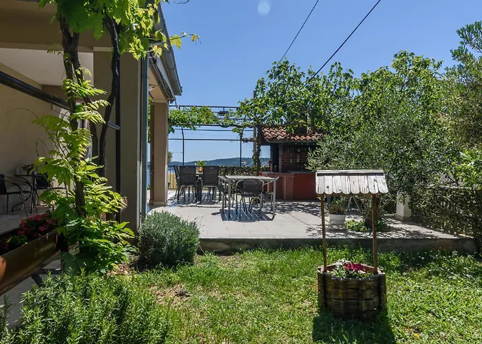 Ivanka Apartamento Trogir
