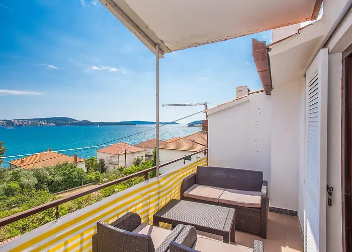 Ivanka Apartamento Trogir